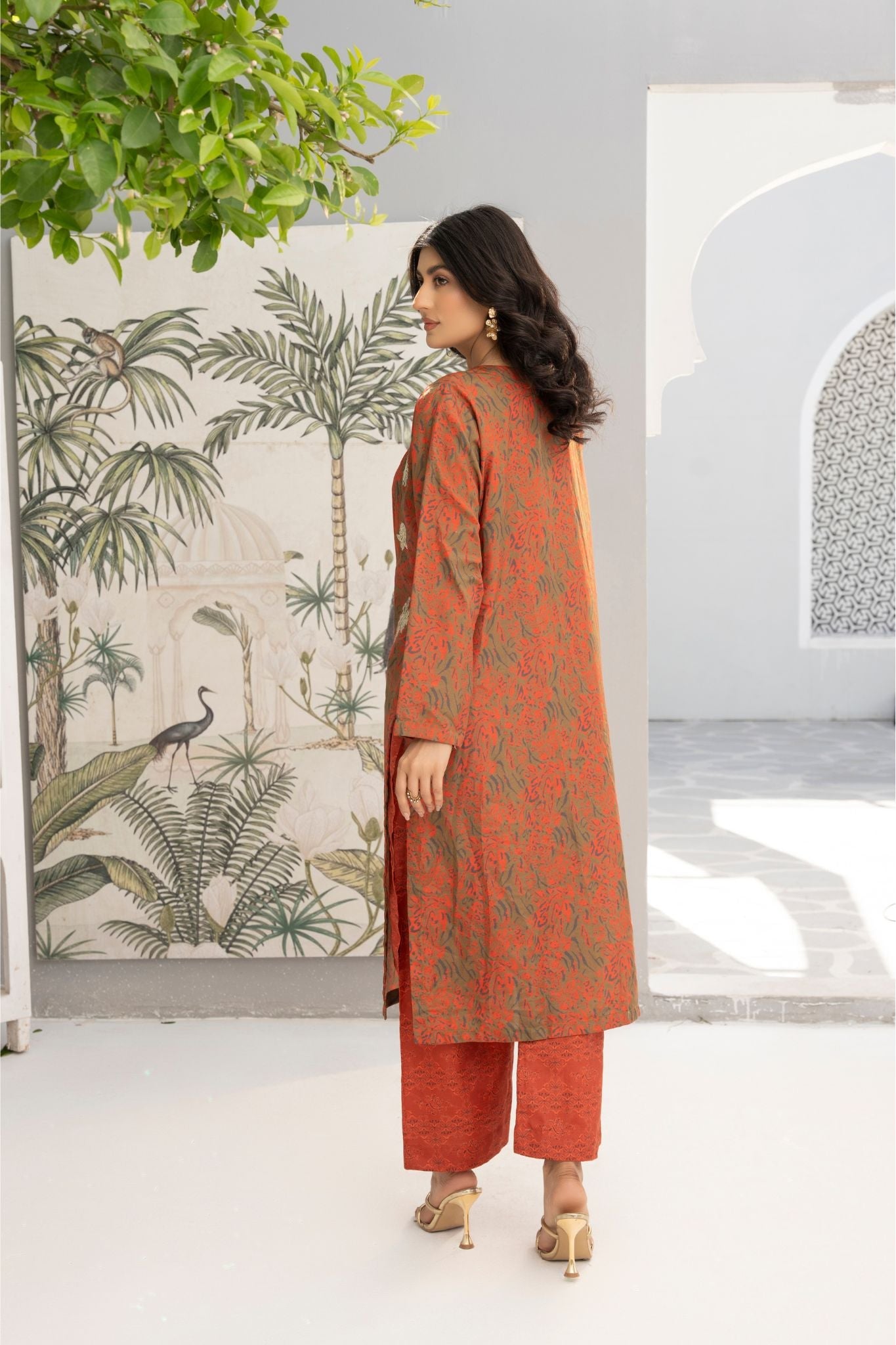 Saffron glow | Open Gown