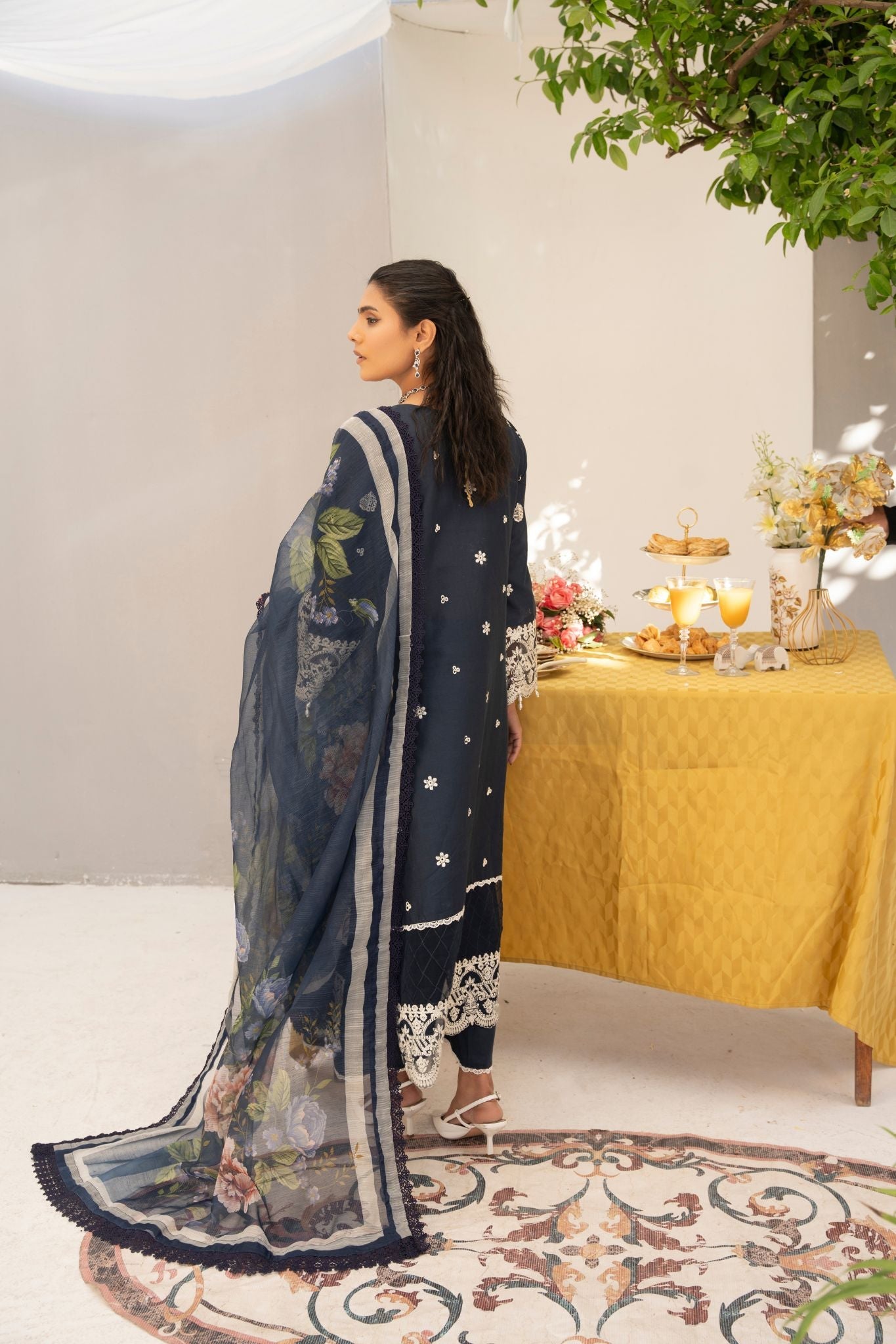 3 Piece - Embroidered Lawn Suit