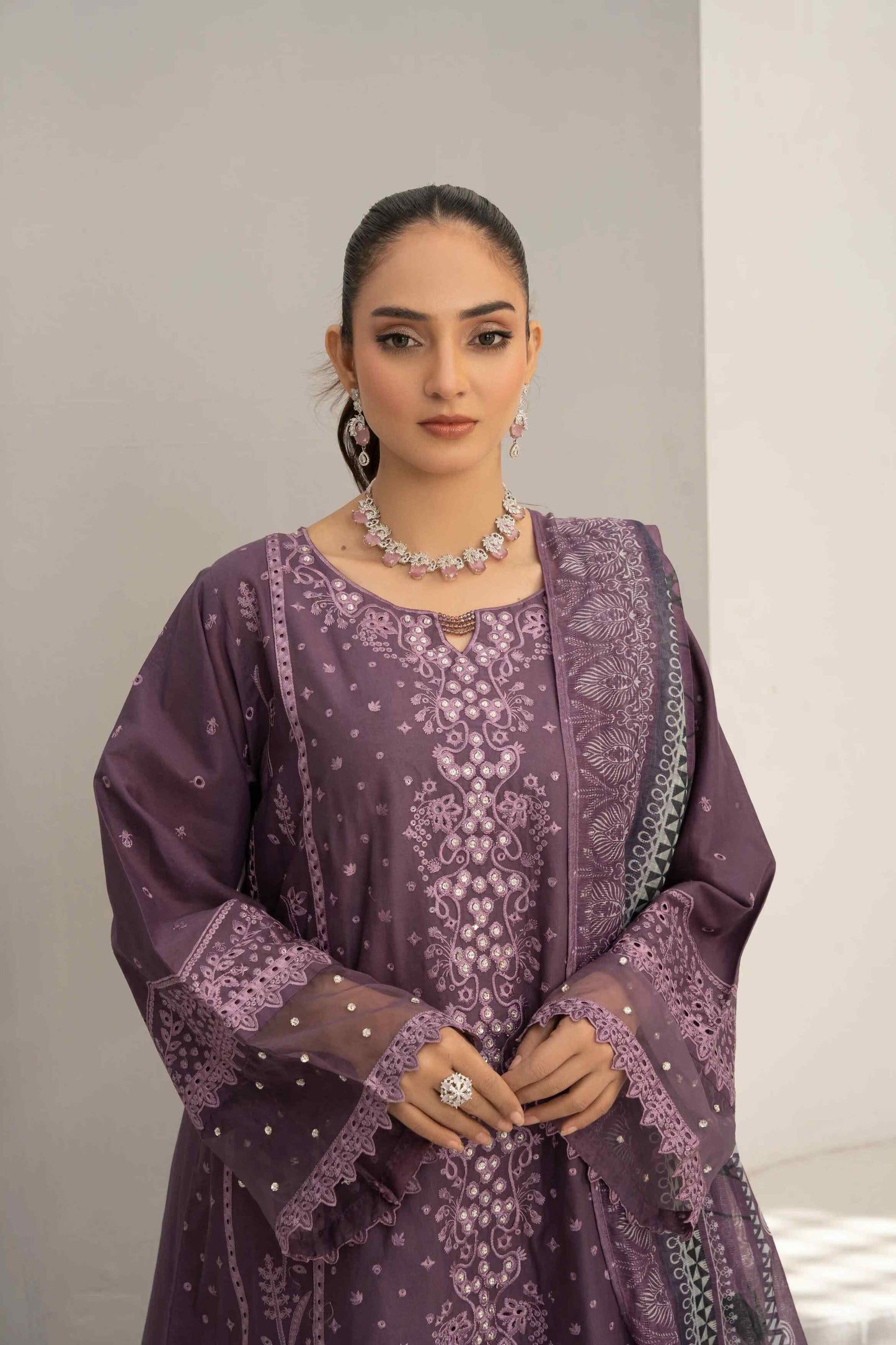 3 Piece - Embroidered Lawn Suit