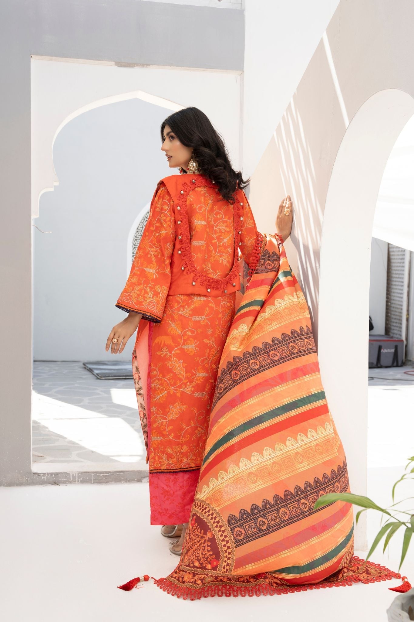 Mona | Poly lawn 4 Piece outfit with Printed Dupatha and Jacket