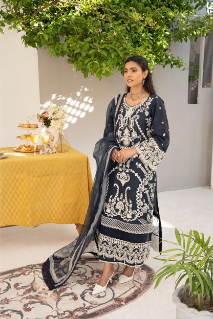 3 Piece - Embroidered Lawn Suit