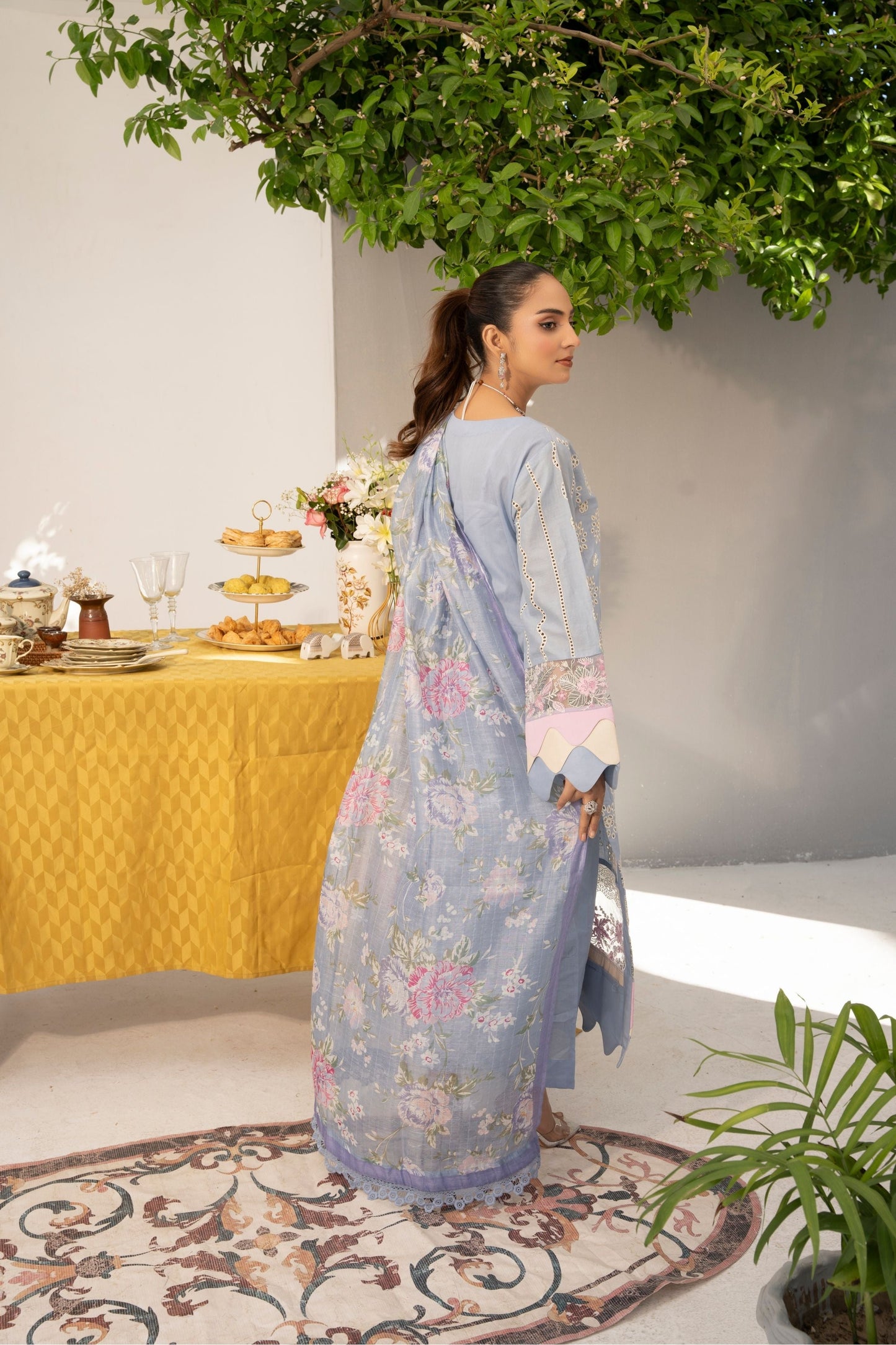 3 Piece - Embroidered Lawn Suit