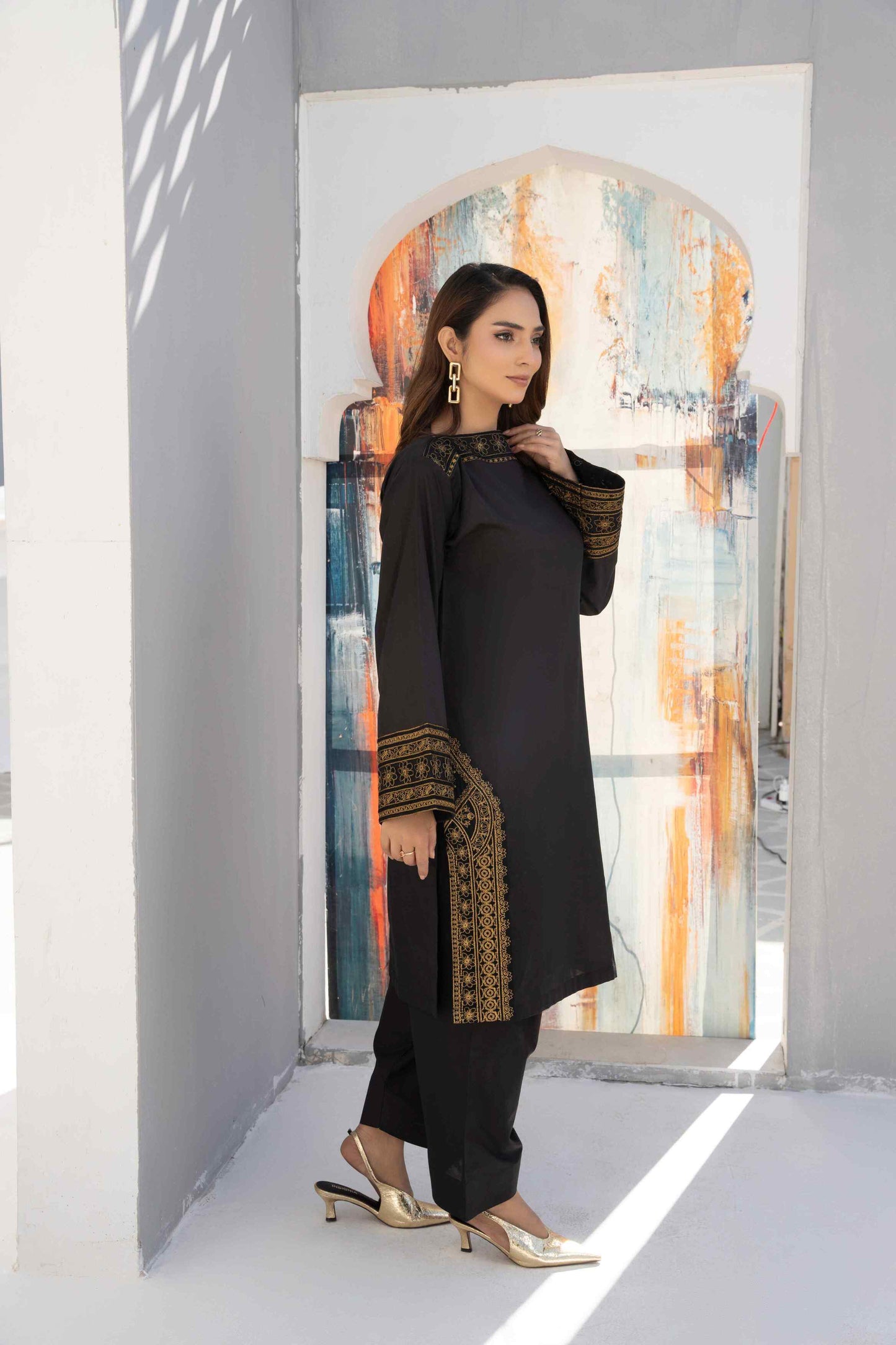 2 Piece - Embroided Lawn Suit