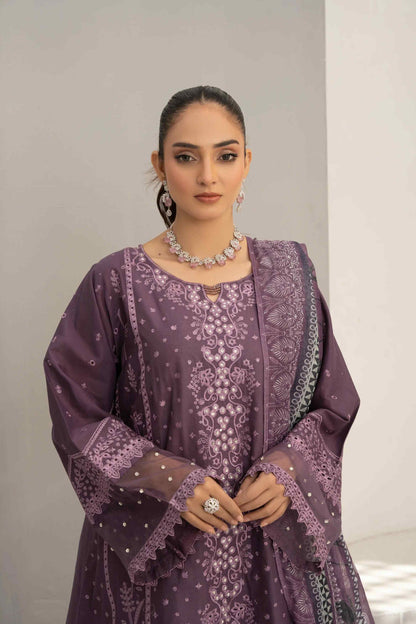 3 Piece - Embroidered Lawn Suit